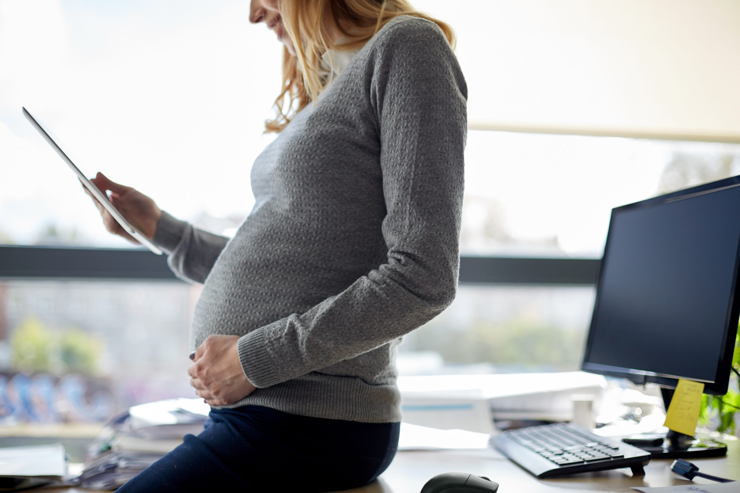 5 Common Worries Working Women Face When Becoming Pregnant